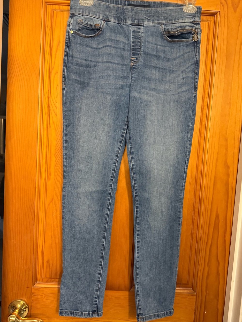 Women’s Tommy Hilfiger pull on jeans